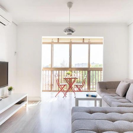Apartamento Amplio Con 4 Habitaciones Y 2 Banos - Great Apartment With 4 Rooms - 2 Baths Séville Extérieur photo