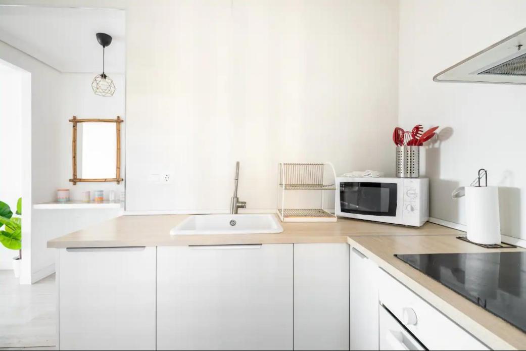 Apartamento Amplio Con 4 Habitaciones Y 2 Banos - Great Apartment With 4 Rooms - 2 Baths Séville Extérieur photo